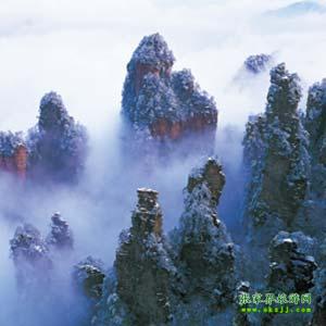 單獨(dú)成團(tuán)H線:張家界、天子山、寶峰湖、天門山、鳳凰古城純玩四晚五日游