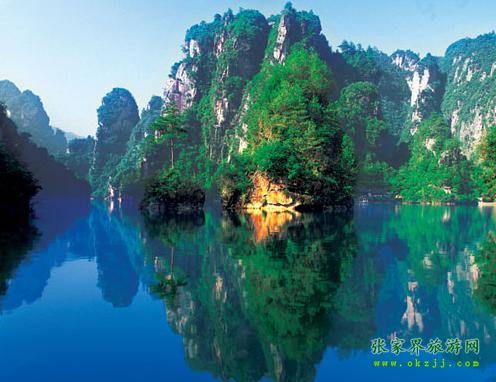 【長(zhǎng)沙往返線(xiàn)路4】張家界、天子山、黃龍洞、天門(mén)山、鳳凰古城五日游